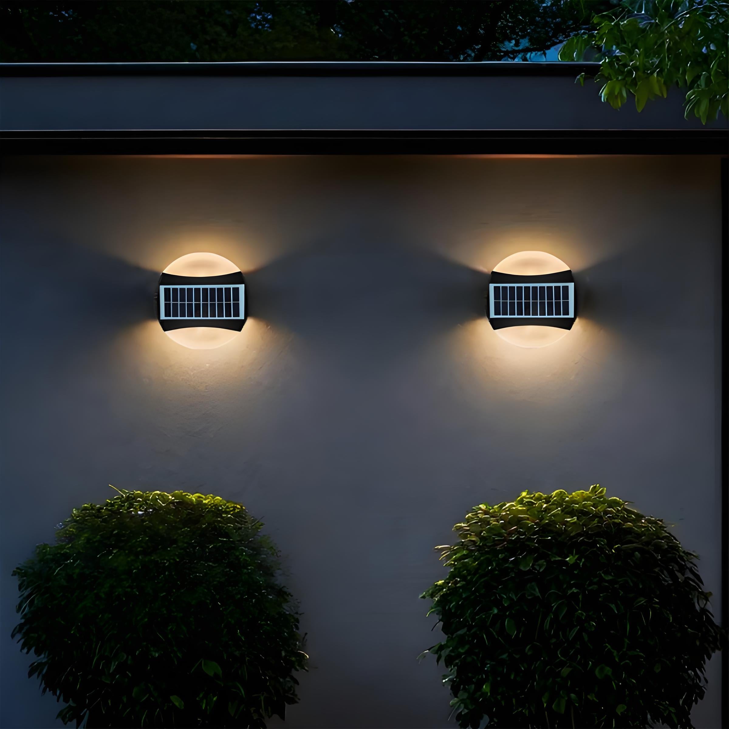 Luz de Parede Solar para Exterior – Luz de Decoração LED à Prova de Água para Jardim e Escadas