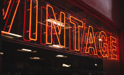 What Type of Neon Sign Should Your Business Choose?