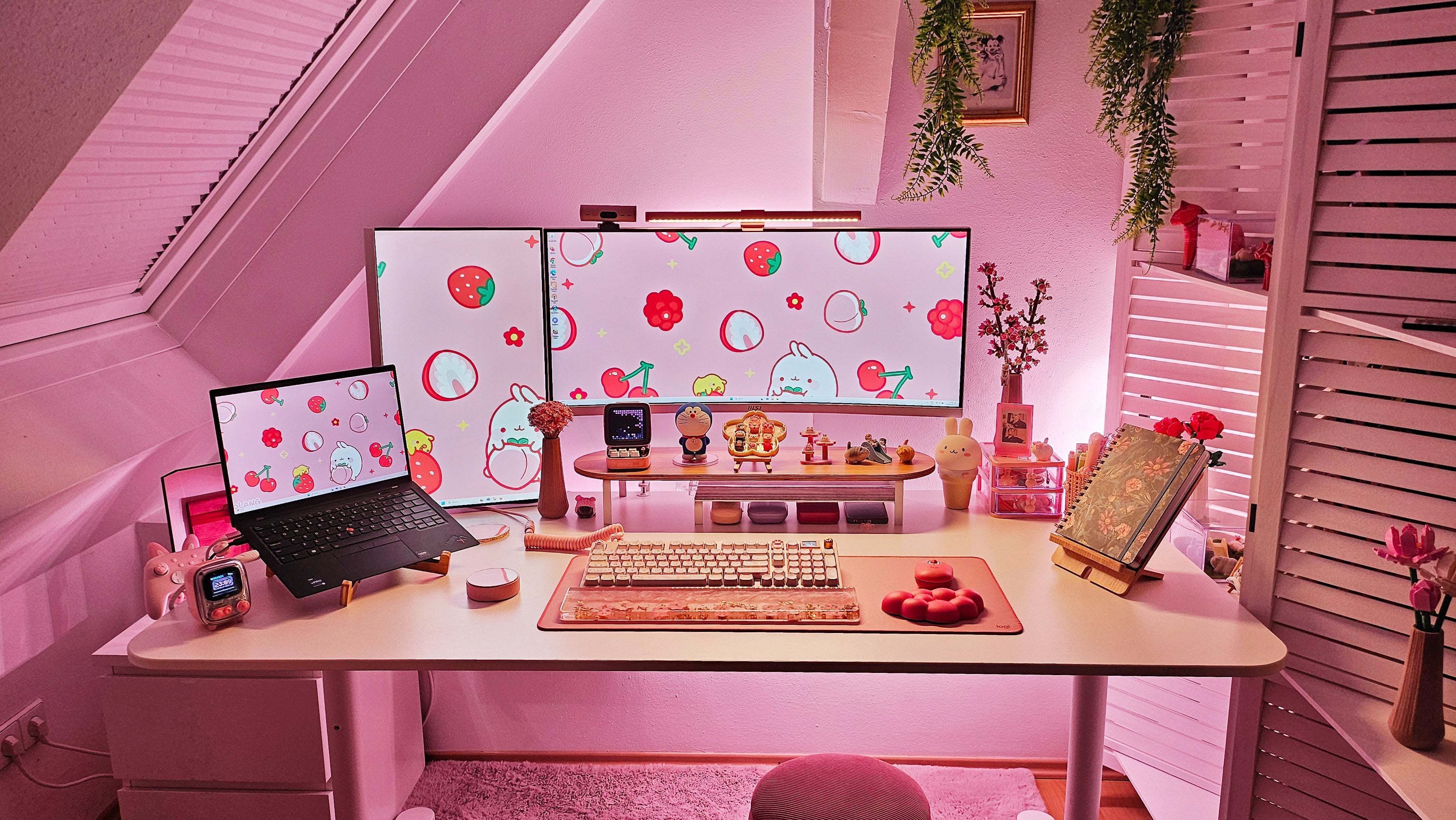 Brighten Your Desk with the Ultimate Pink Monitor Light Bar – Quntis Pink Monitor Light Bar