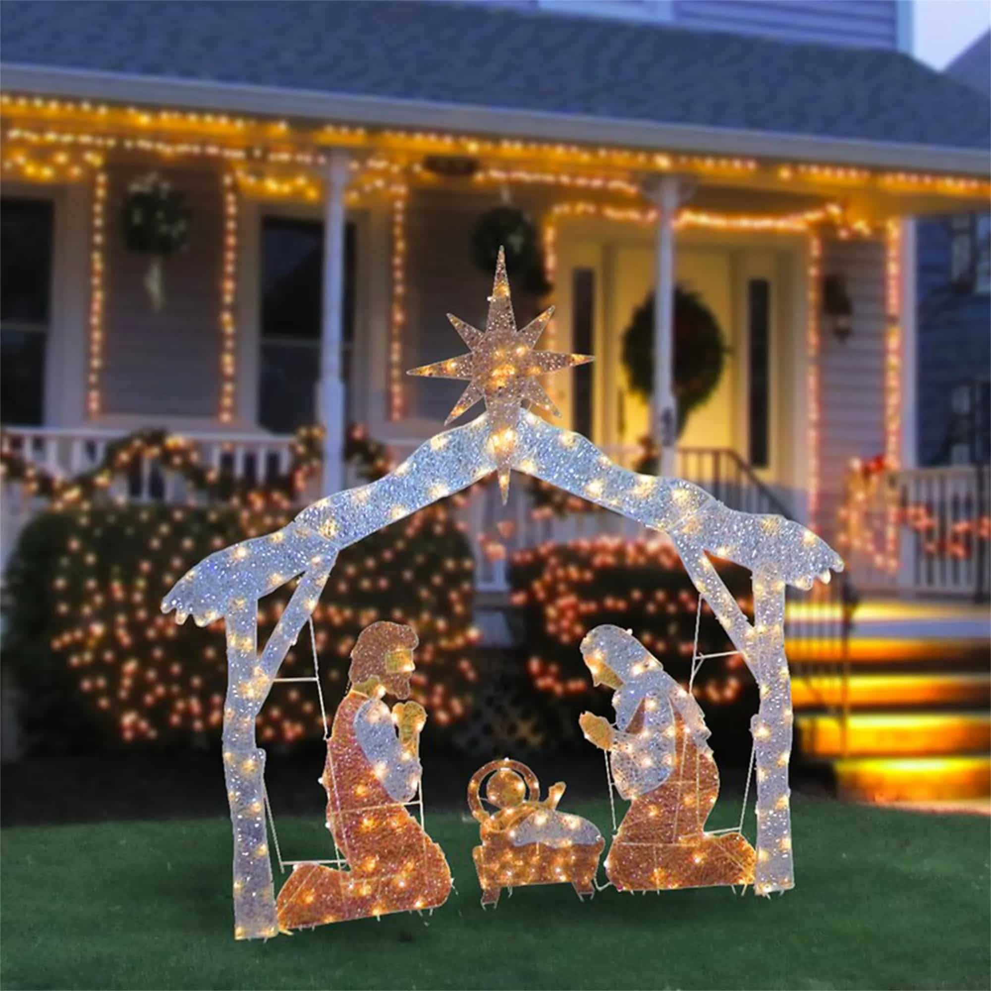 Décoration de jardin de la Sainte Famille de Noël, comprend des lumières LED mini blanches pré-enfilées et des piquets de sol. Recommandations incontournables de lumières de Noël.